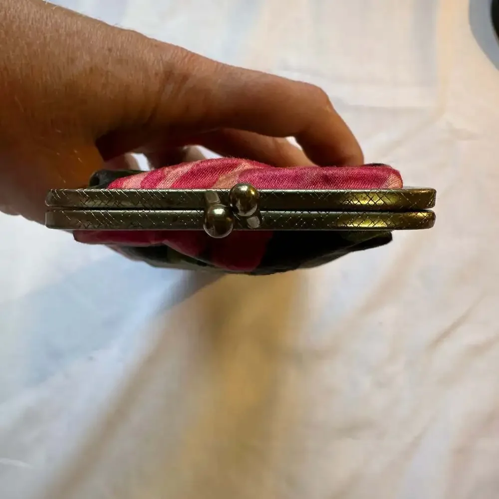 Vintage Celebrity Inc. New York Floral Satin Cosmetic Clutch